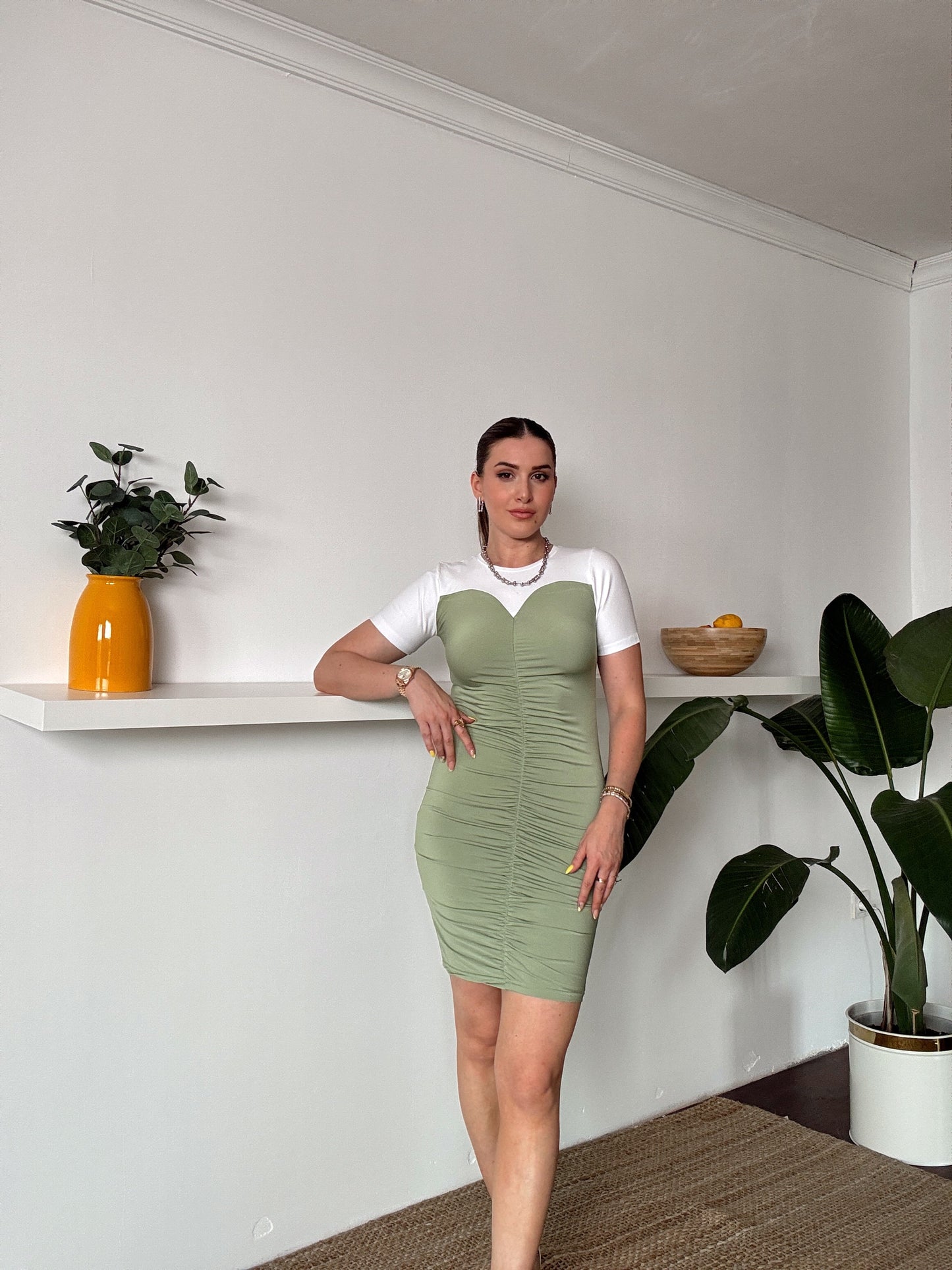 Kalp yaka sandy kumaş elbise FISTIK YEŞİLİ