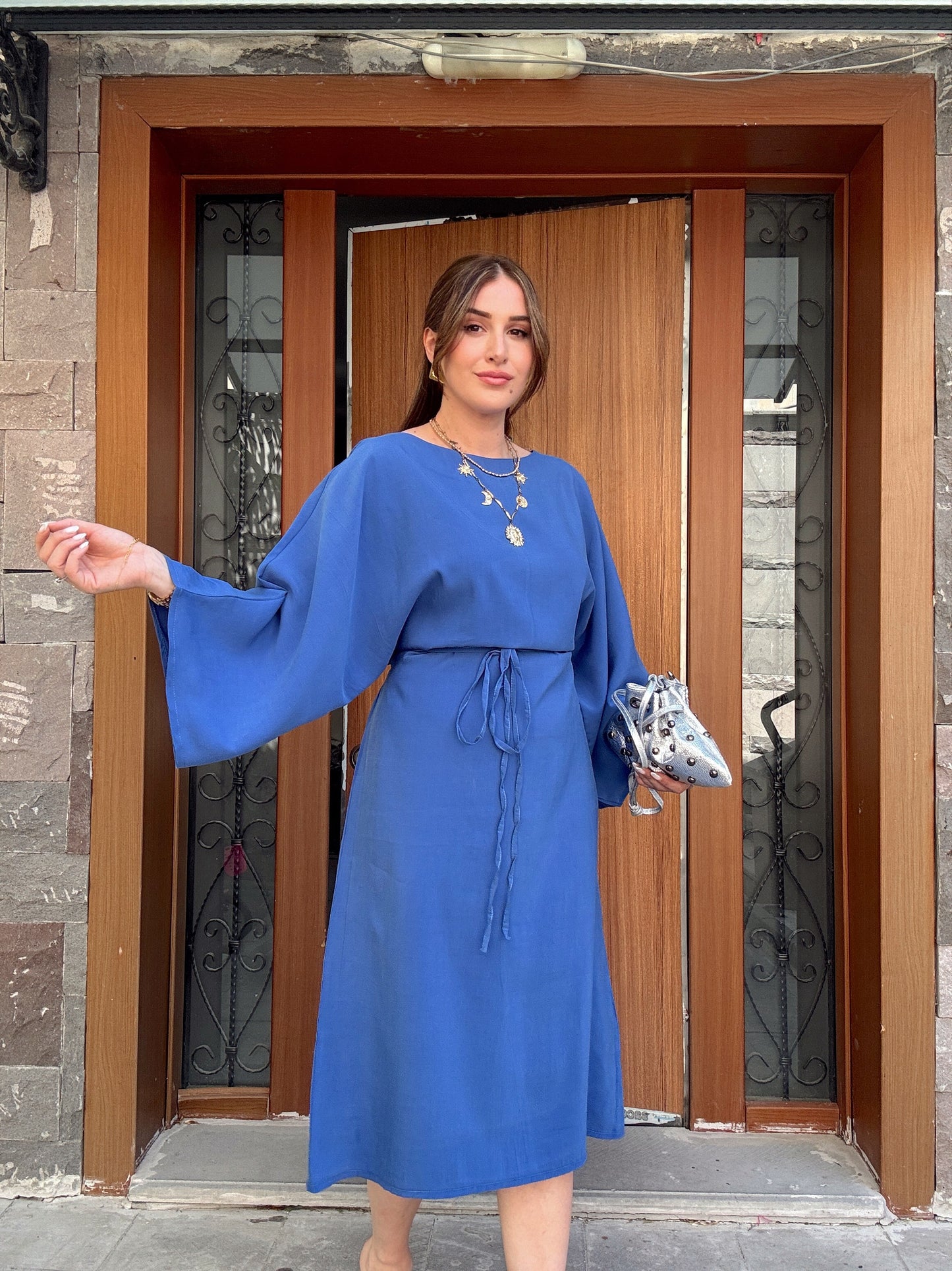 Bağlama Model Cupra bel Kuşaklı Yarasa Kol elbise Mavi