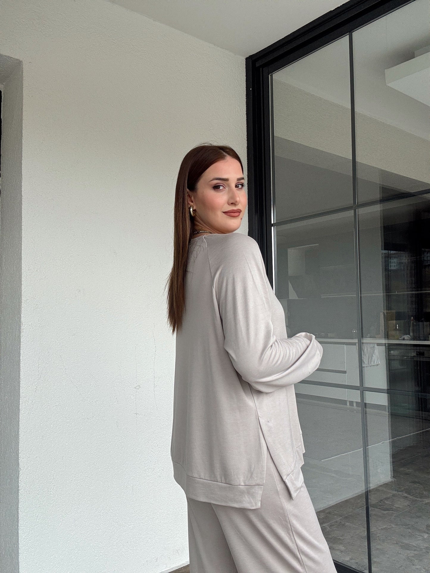 Modal kumaş reglan kol yırtmaç detaylı takım-TAŞ