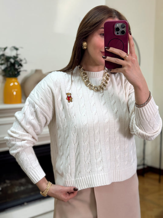 Saç örgü küçük ayıcık işlemeli kazak-LATTE