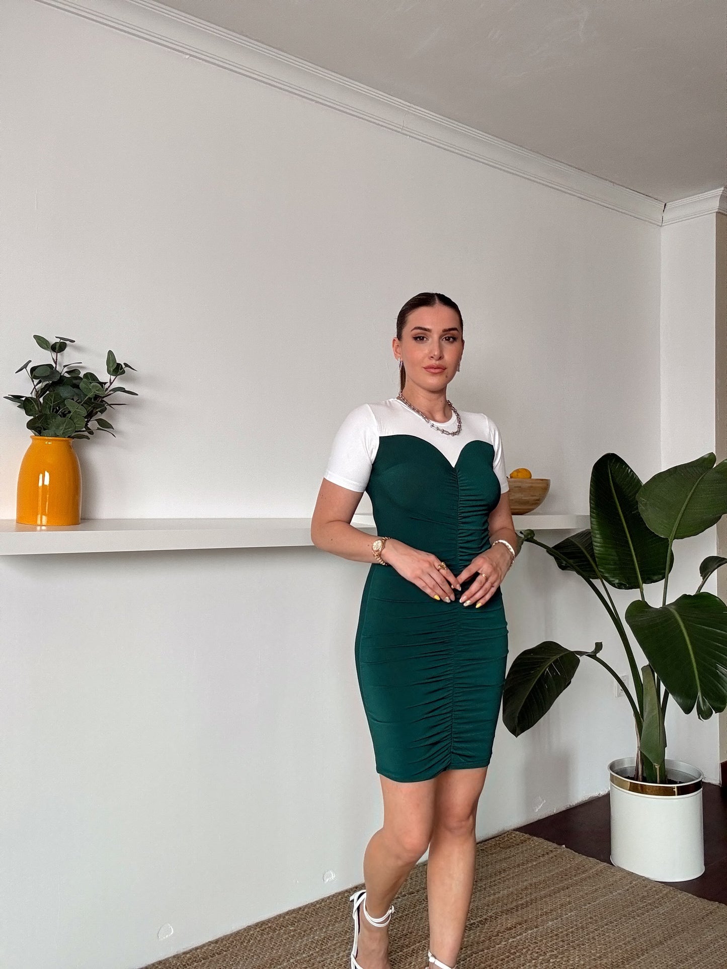 Kalp yaka sandy kumaş elbise YEŞİL