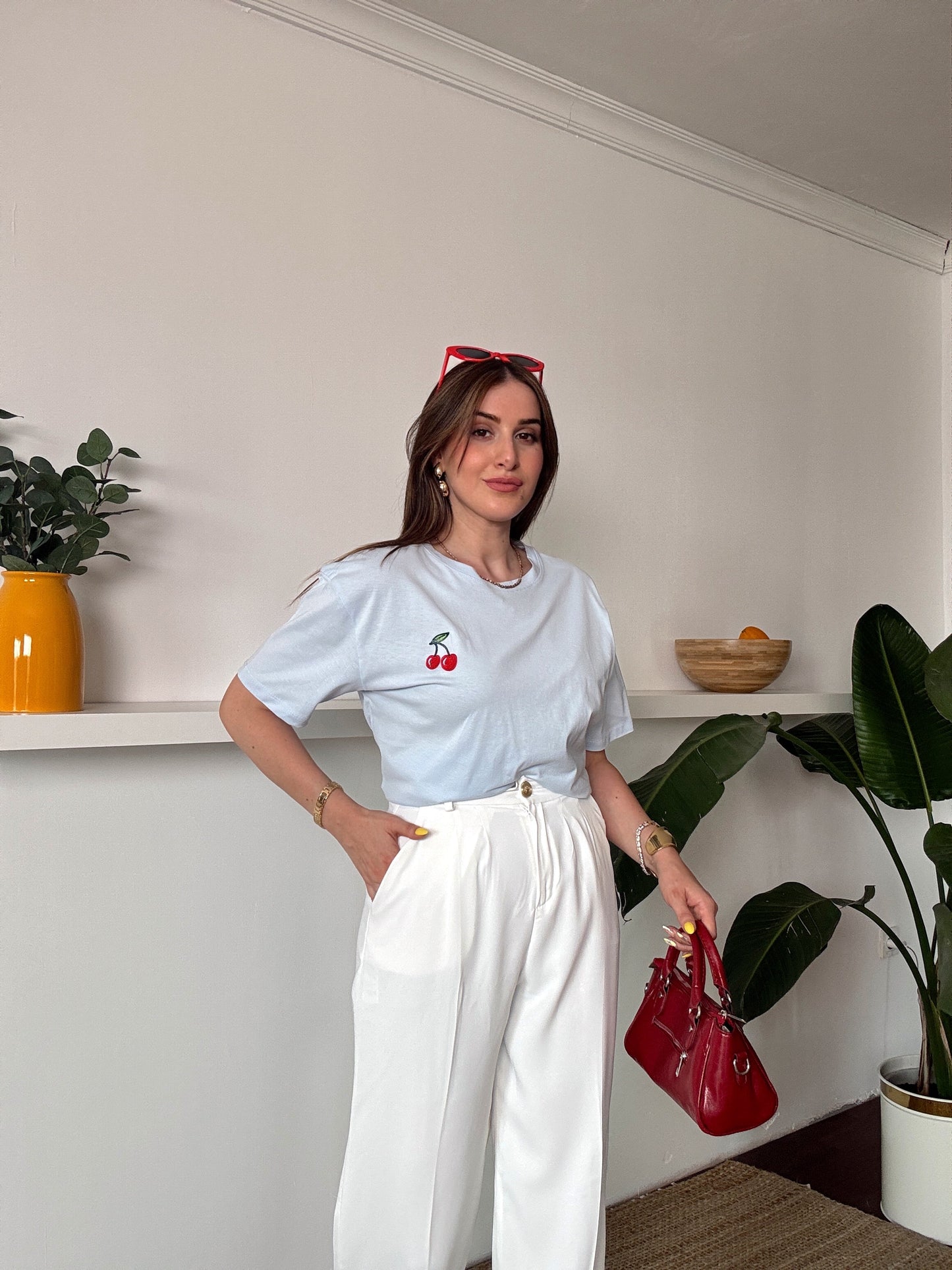 Kiraz nakış detaylı tişört BEBE MAVİ