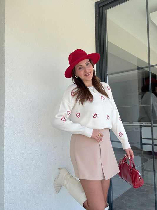 Kalp Nakışlı Premium Triko Kazak Latte