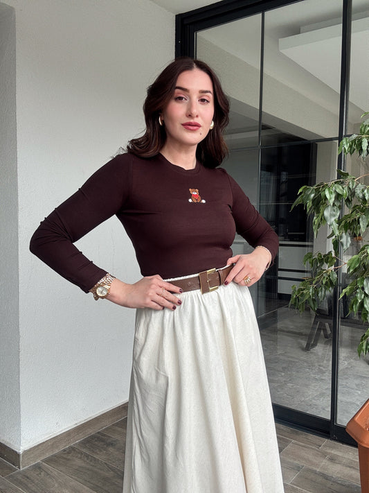 Bisiklet Yaka Ayıcık Nakışlı Bluz - KAHVERENGİ