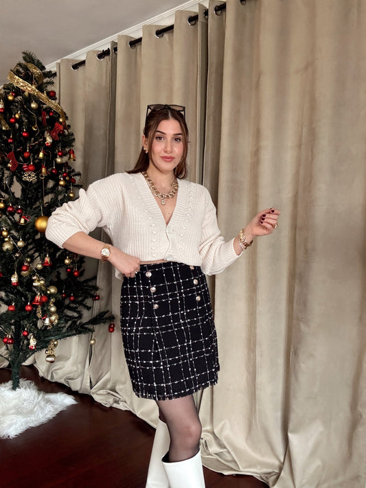 Kabartma İşleme Düğmeli Hırka - BEJ