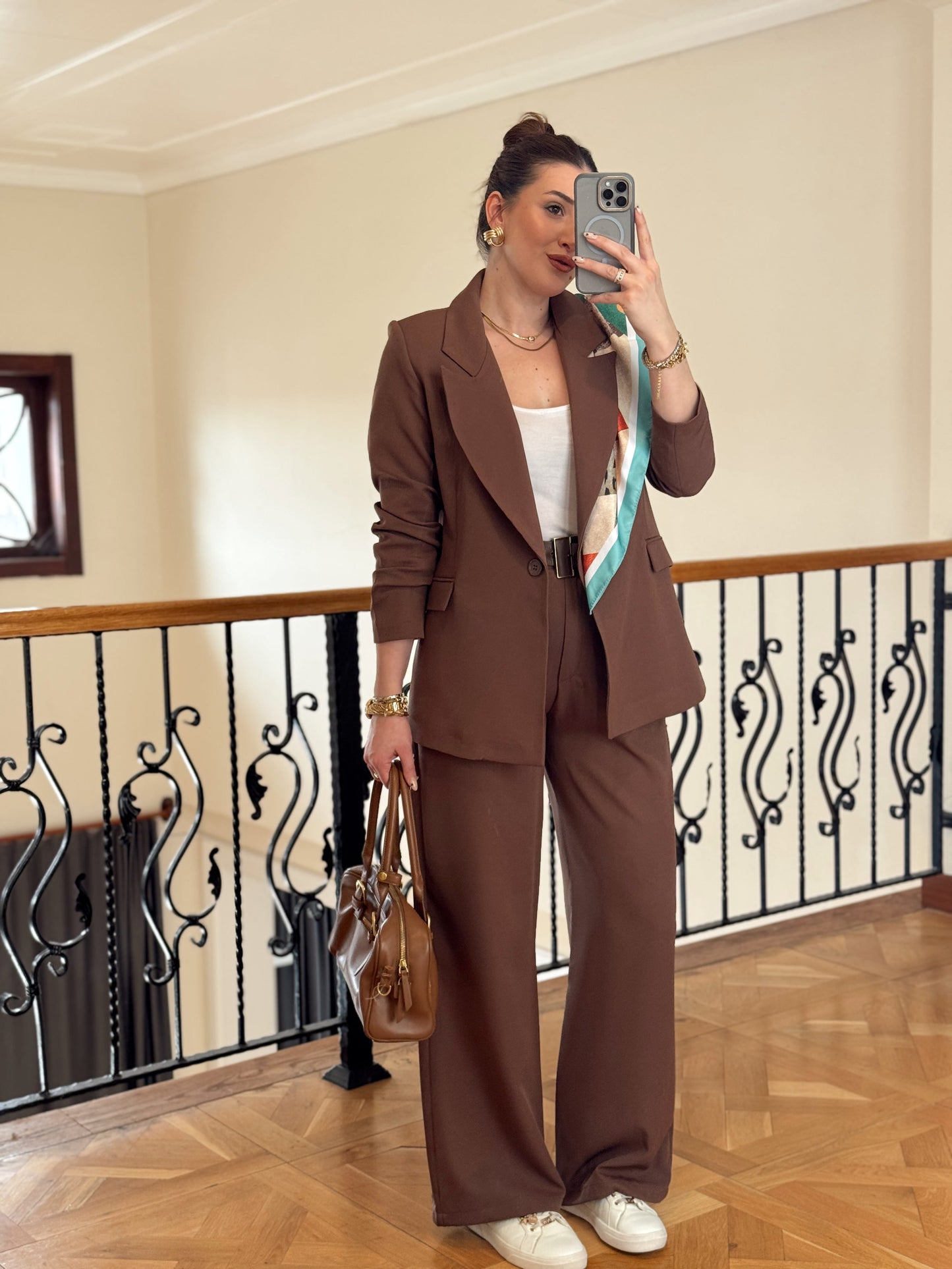 Georgia Takım-KAHVERENGİ