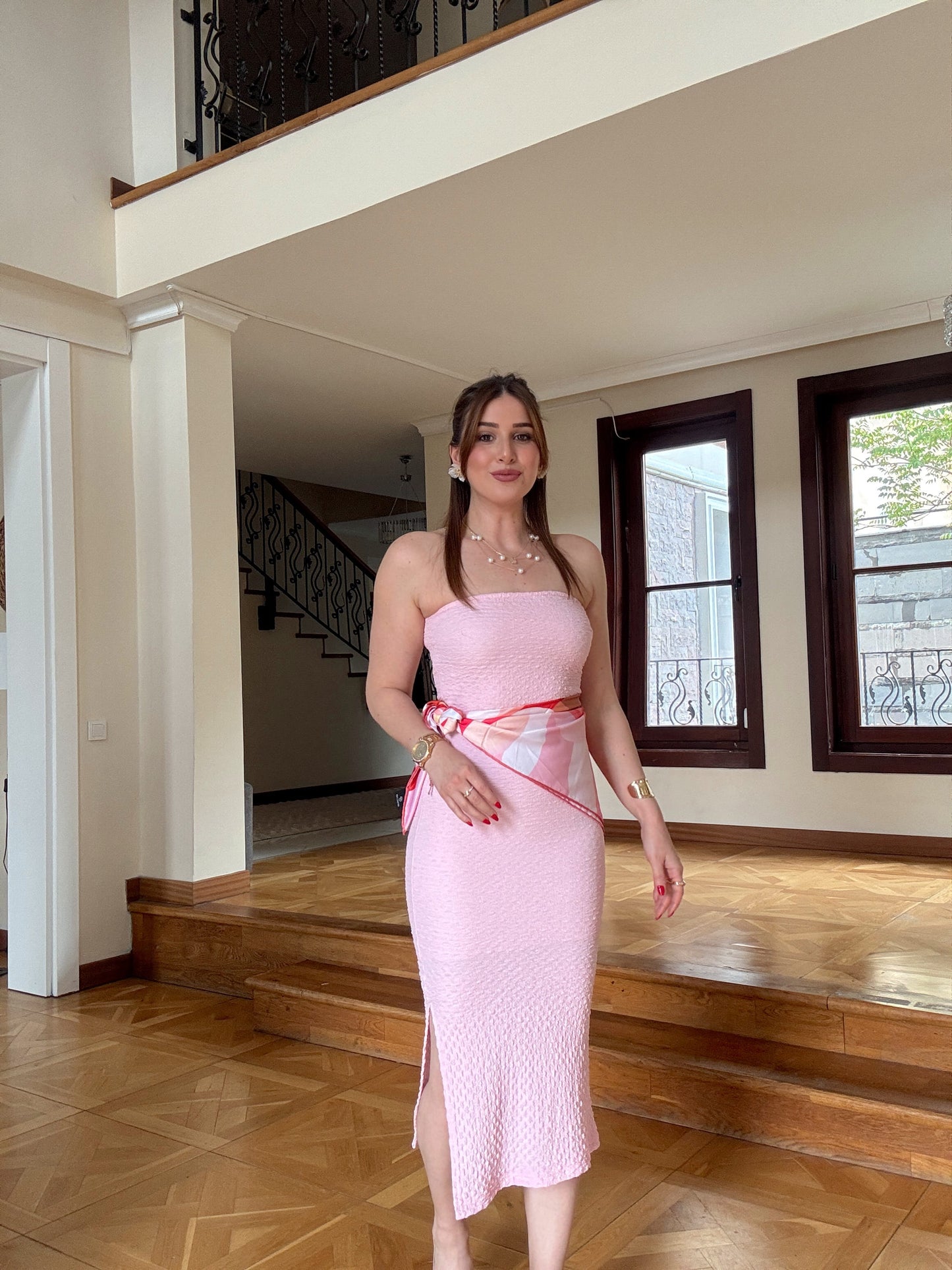 Straplez likralı astarlı elbise PEMBE