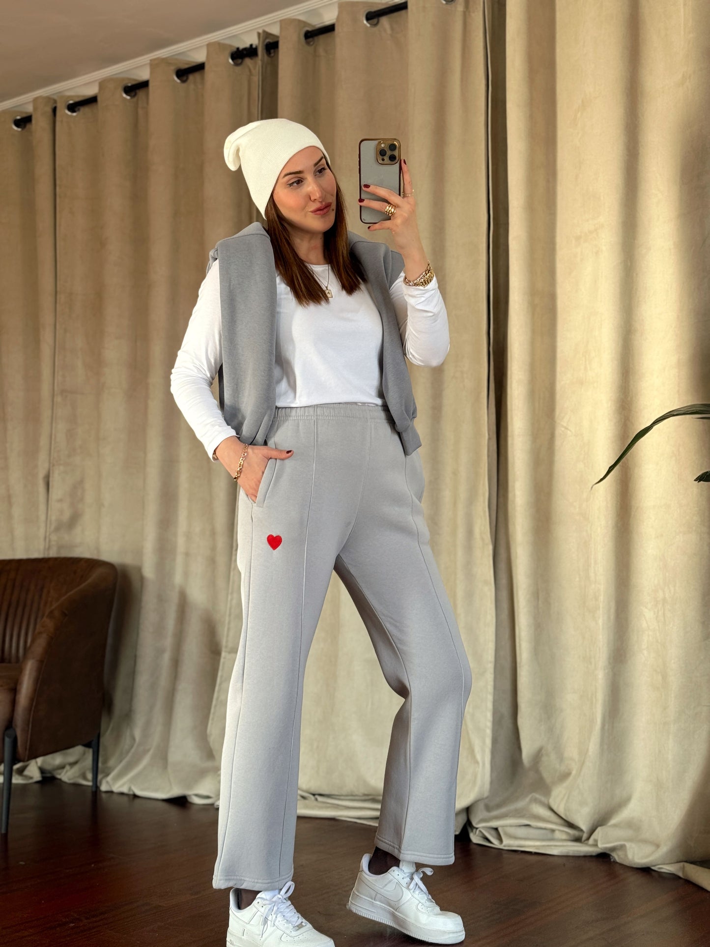 Kalp Nakışlı Çimalı Eşofman Alt - GRİ