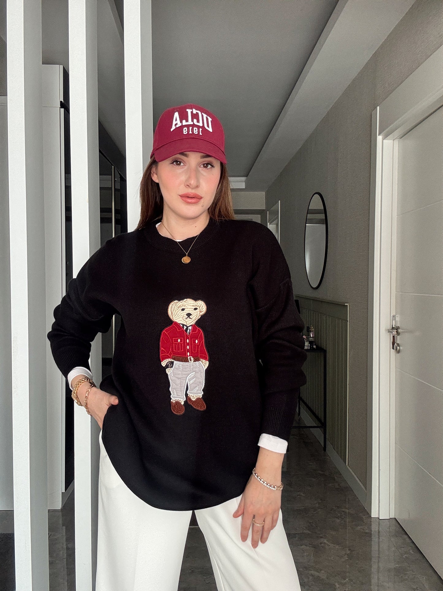 Oversize Ayıcık İşlemeli Kazak SİYAH
