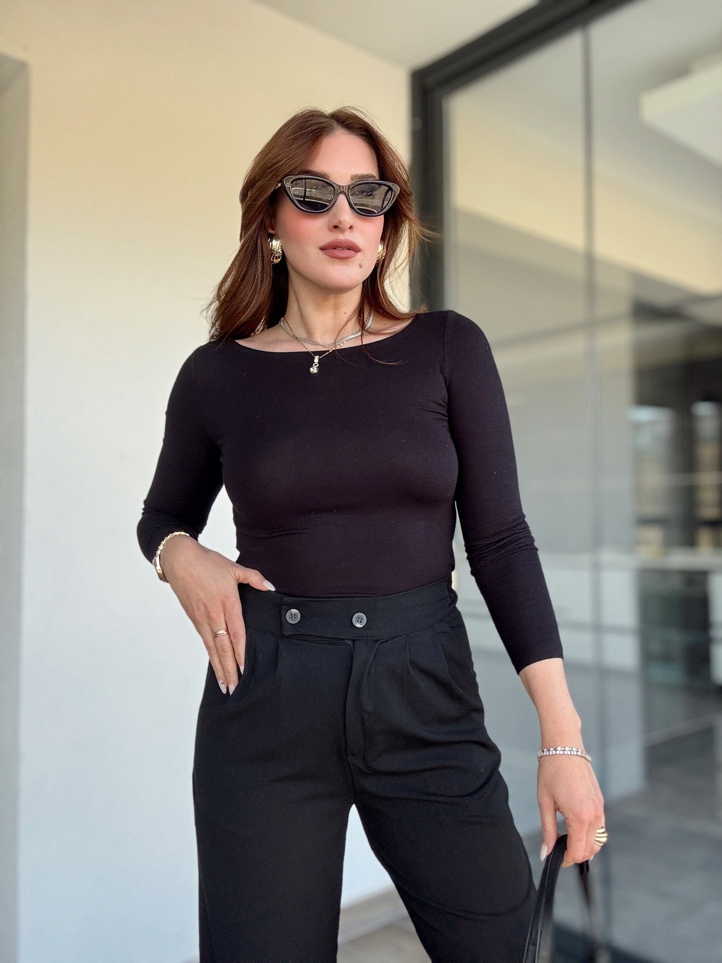 Buzi kayık yaka bluz SİYAH