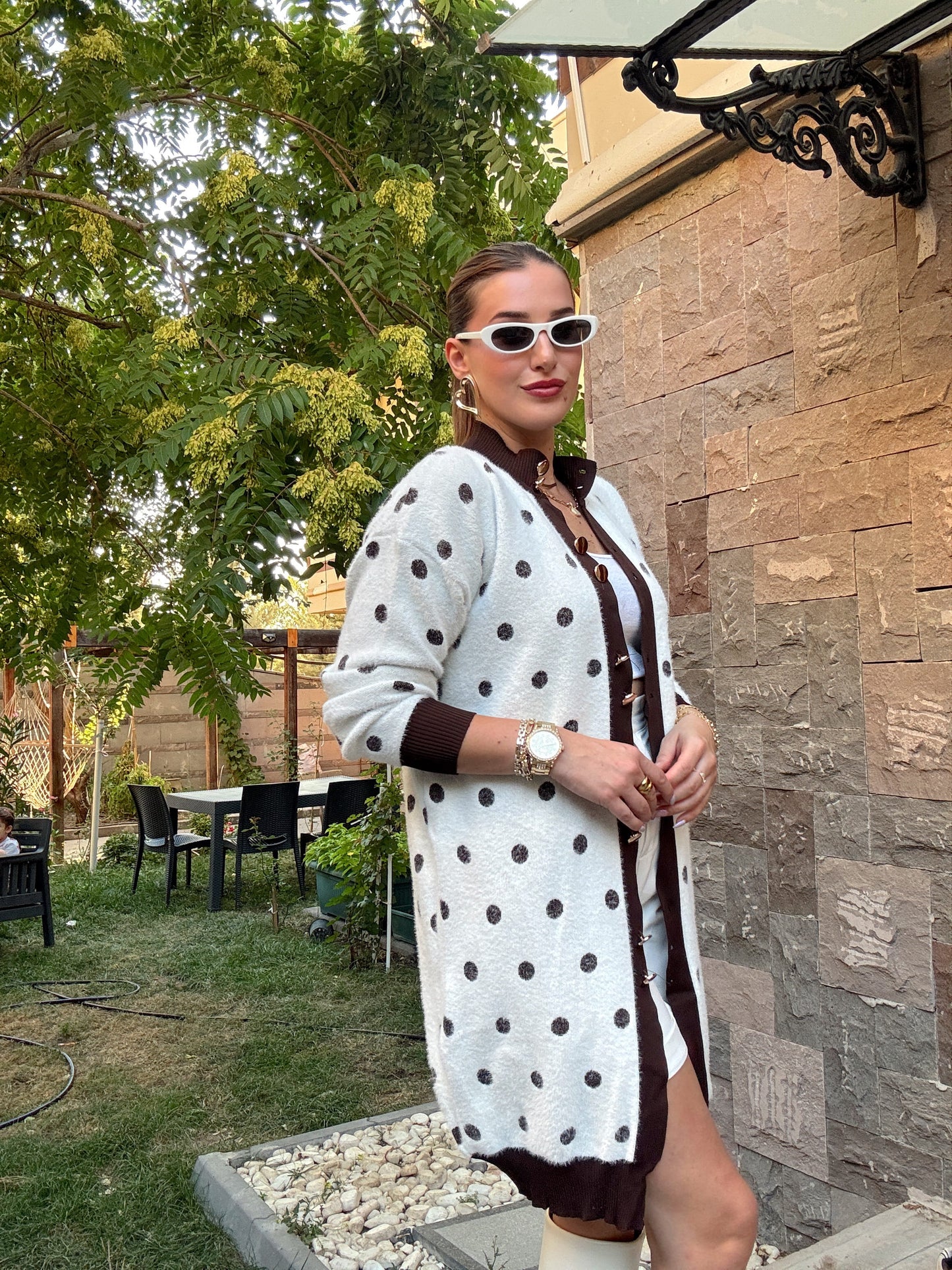 Puantiye Desenli Düğmeli sakal hırka Kahve