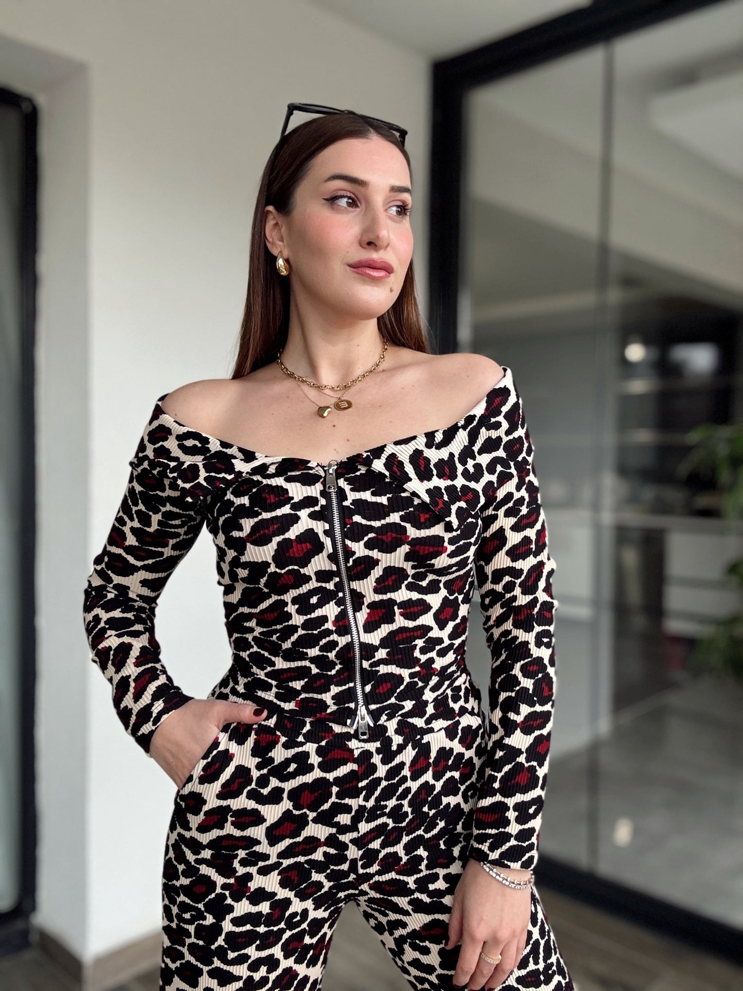 Leopar Desenli Fermuarlı Bluz BORDO