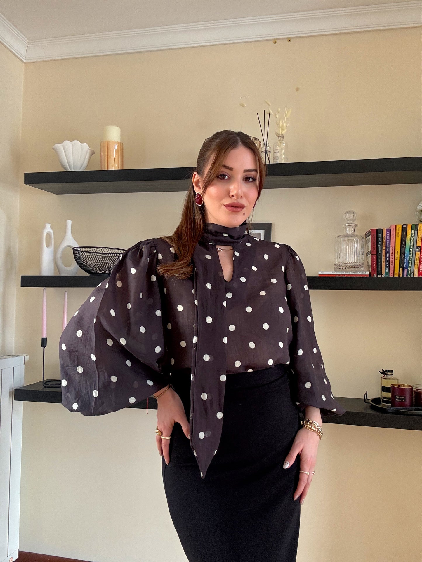 Puantiye desenli viskon gömlek Siyah