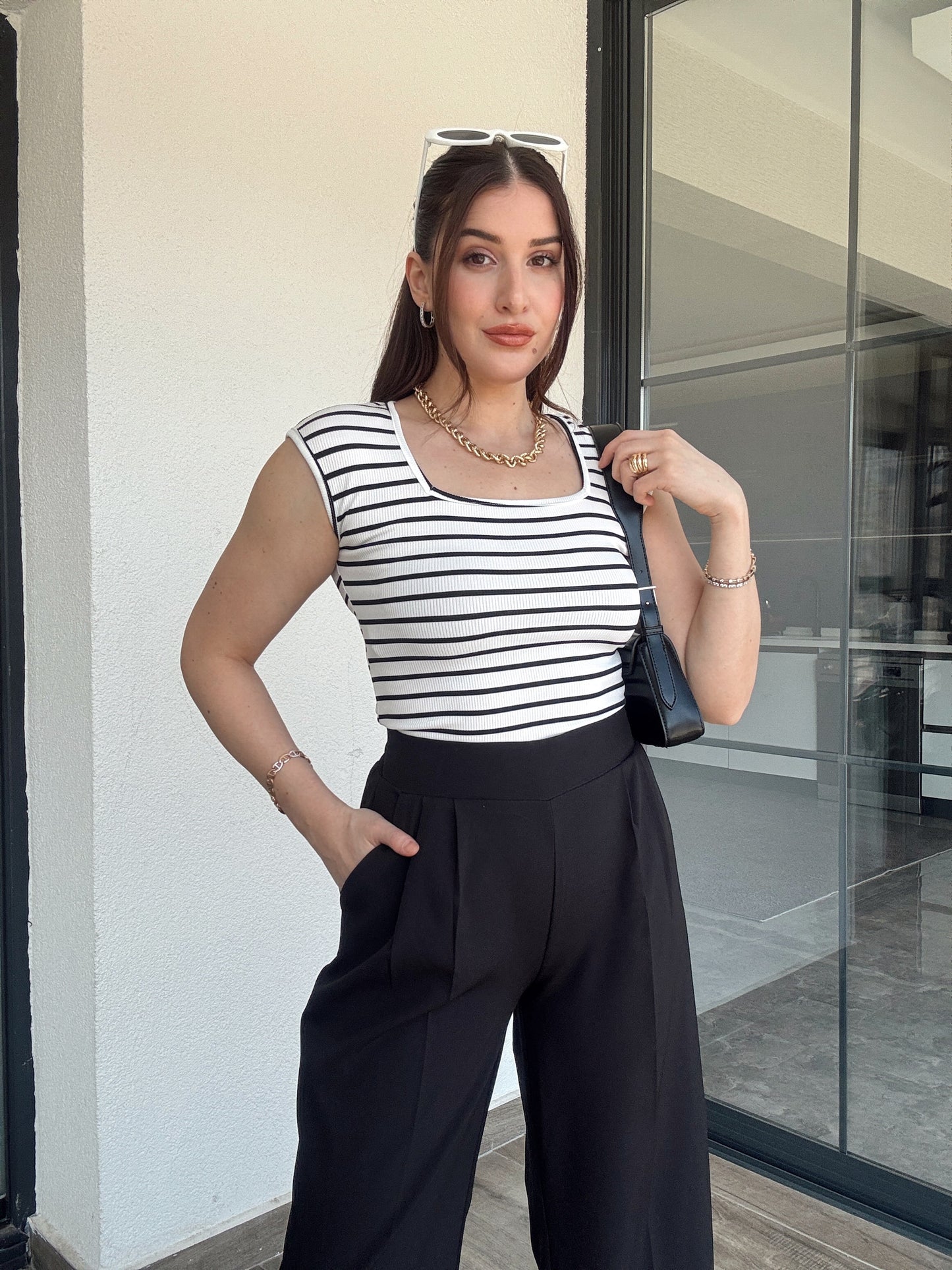 Kare Yaka Çizgili Crop - BEYAZ