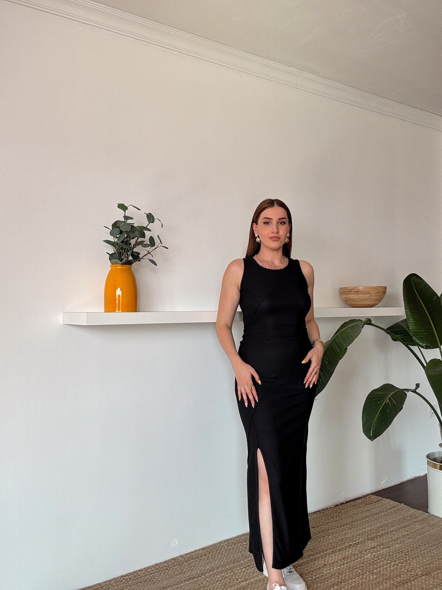 Nevürlü Yırtmaçlı Elbise Siyah