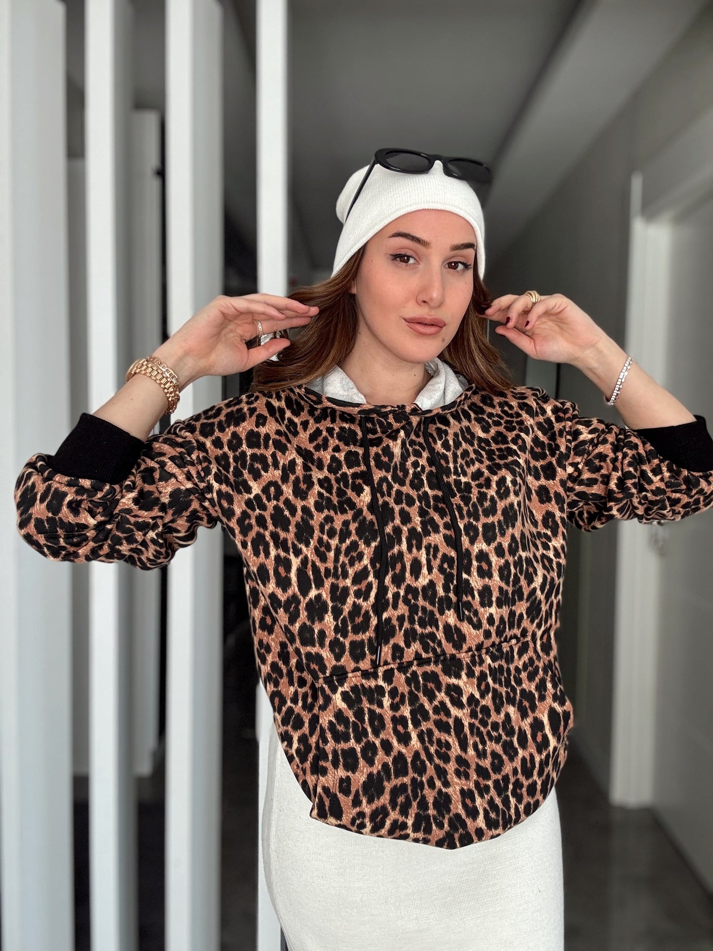 İki İplik Kapüşonlu Kanguru Cep Sweatshirt - LEOPAR