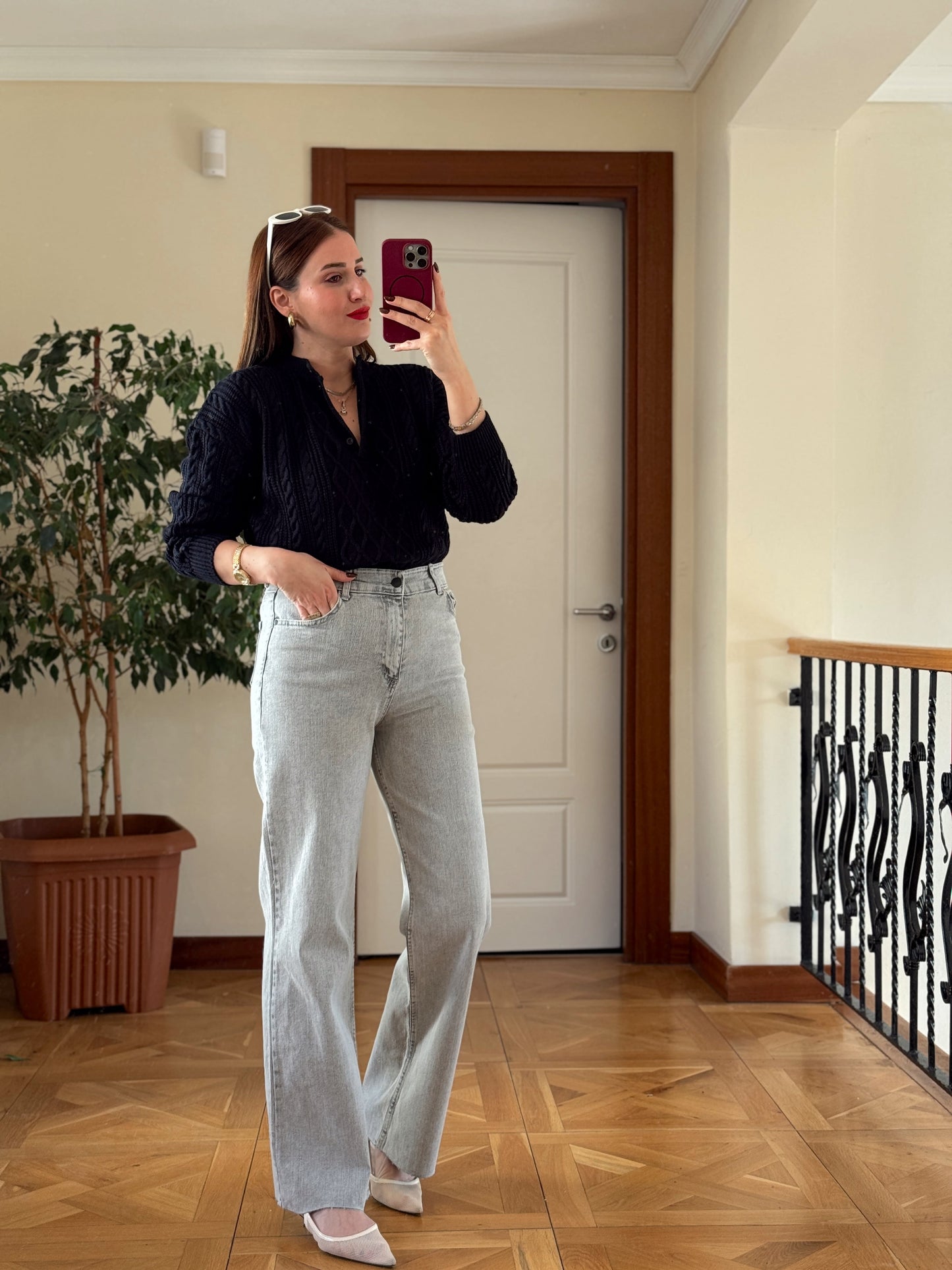 SAÇ ÖRGÜLÜ DÜĞMELİ BLUZ LACİVERT