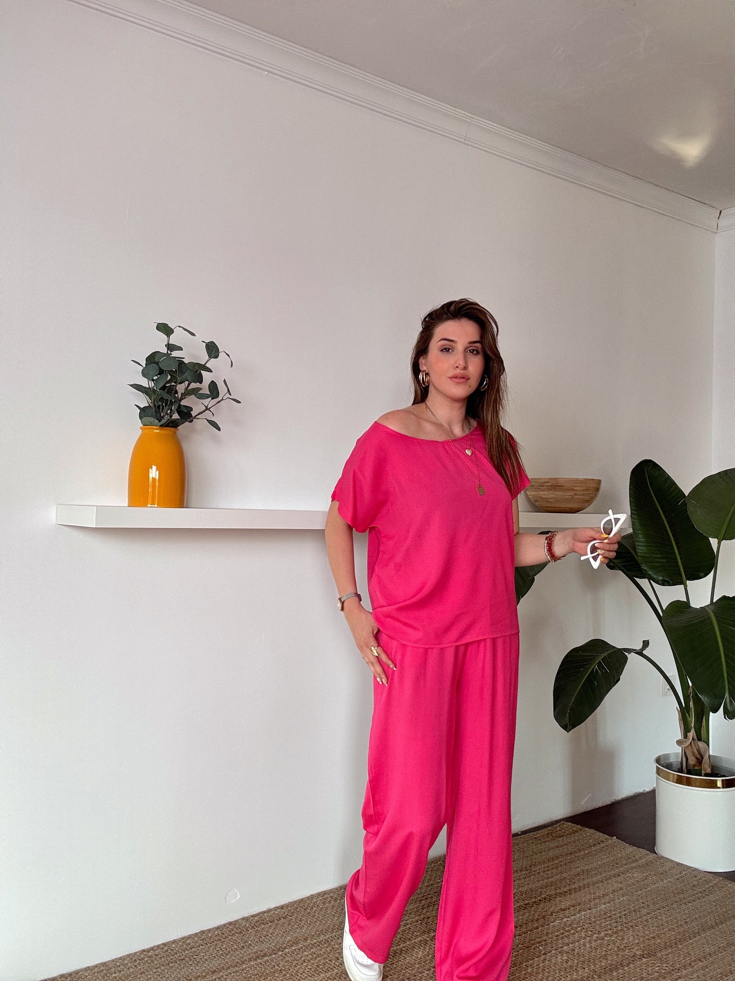 Düşük omuz detaylı tensel kumaş takım PEMBE