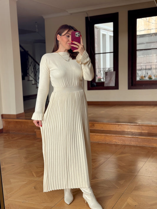 Gold düğme detaylı elbise pelerinli takım-LATTE