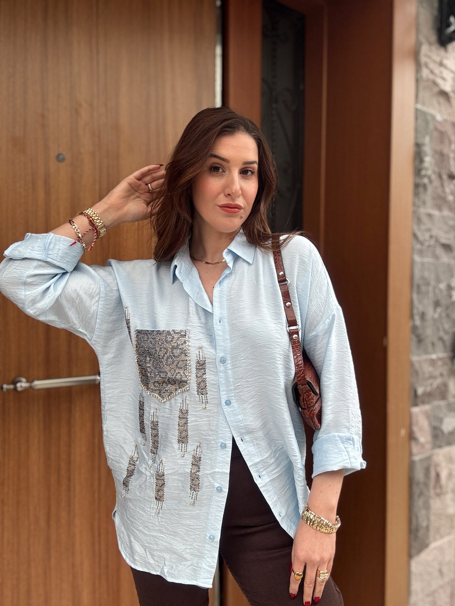 Cebi leopar taş işlemeli gömlek MAVİ