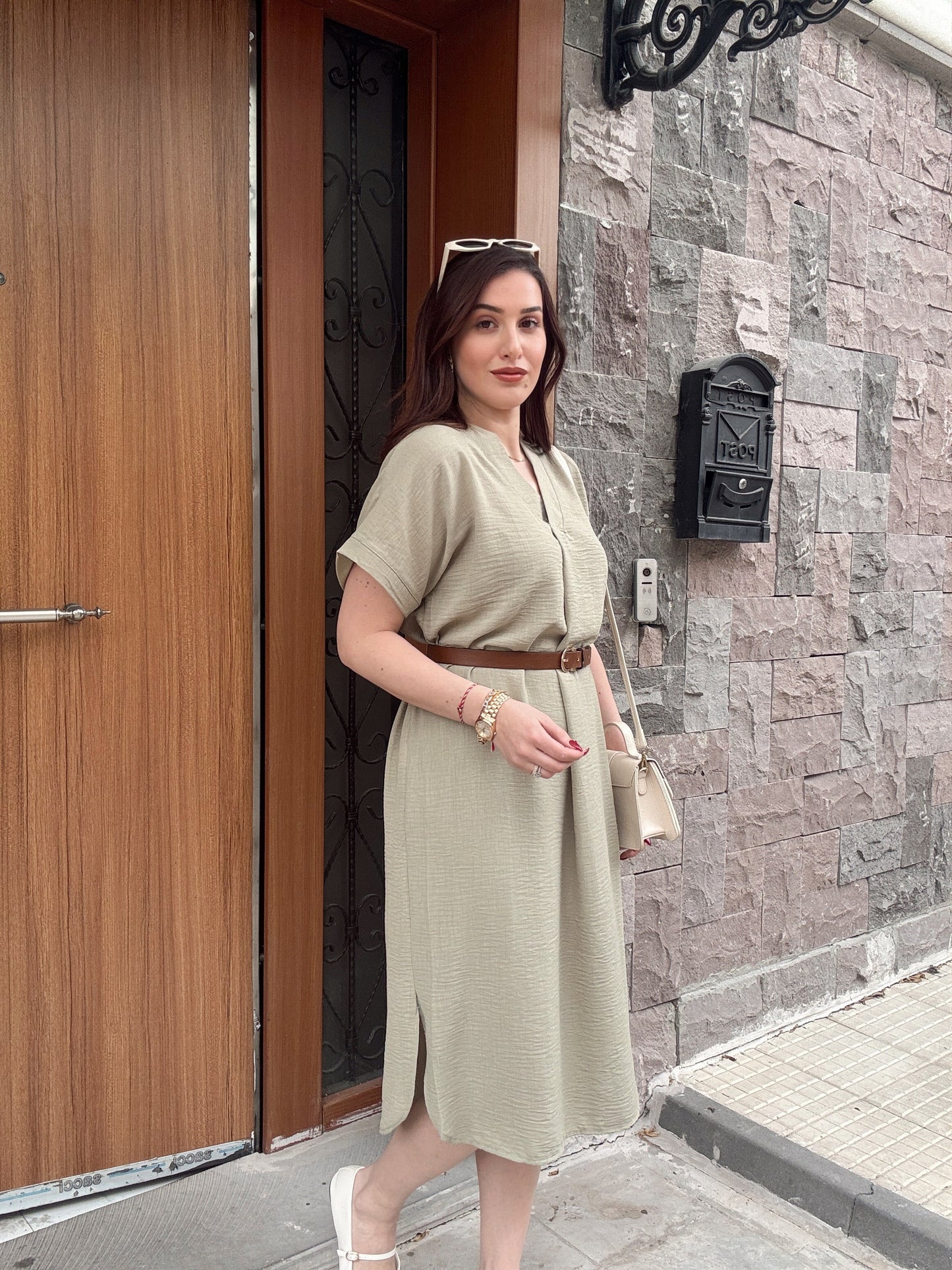 V yaka keten elbise YEŞİL