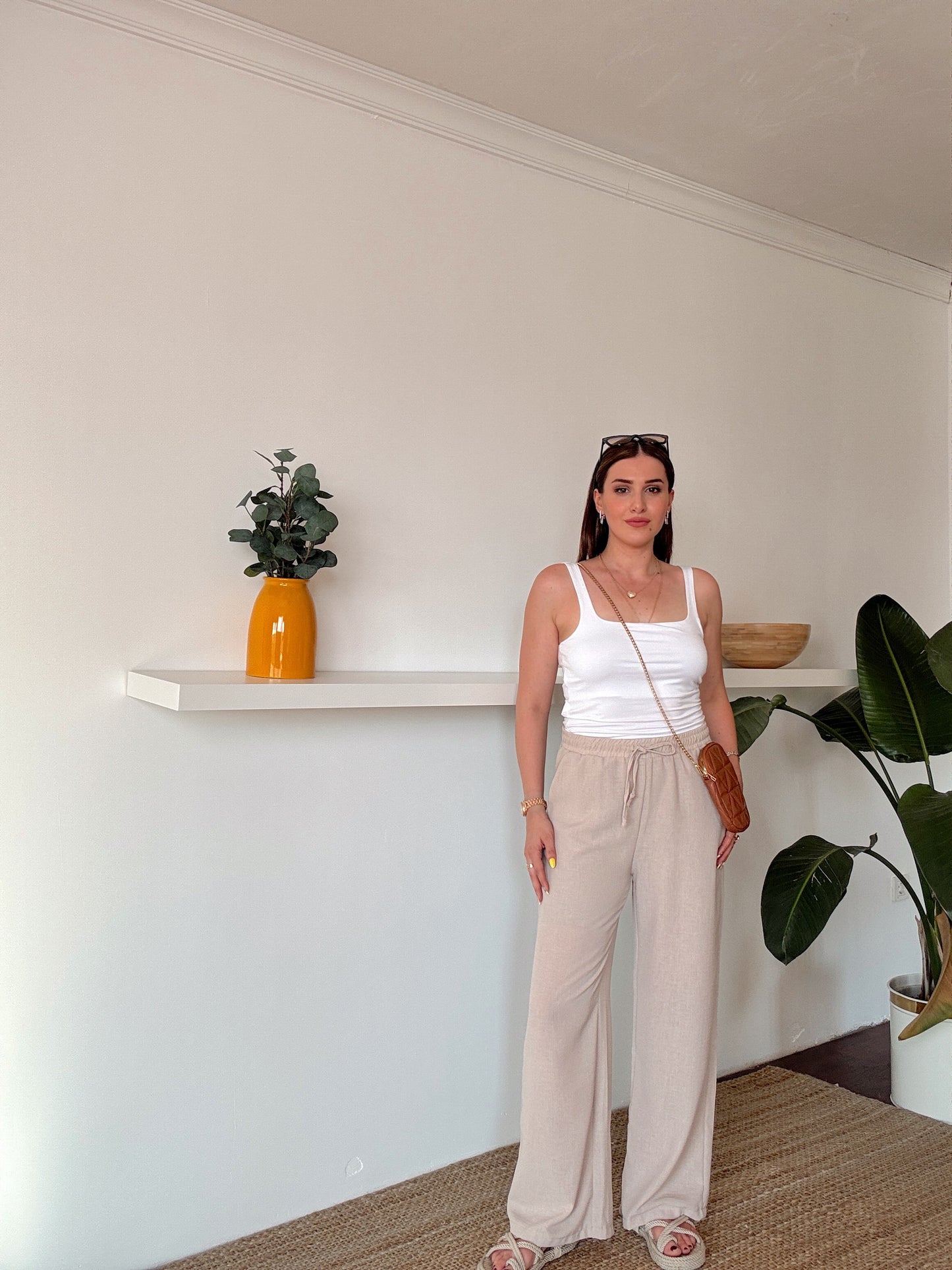 Bel lastik detaylı bol paça keten pantolon -TAŞ