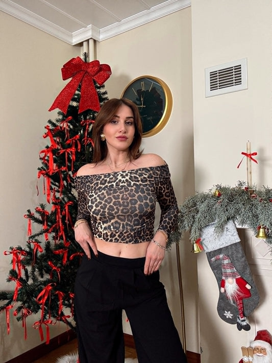 Sandy kumaş madonna yaka BLUZ-LEOPAR