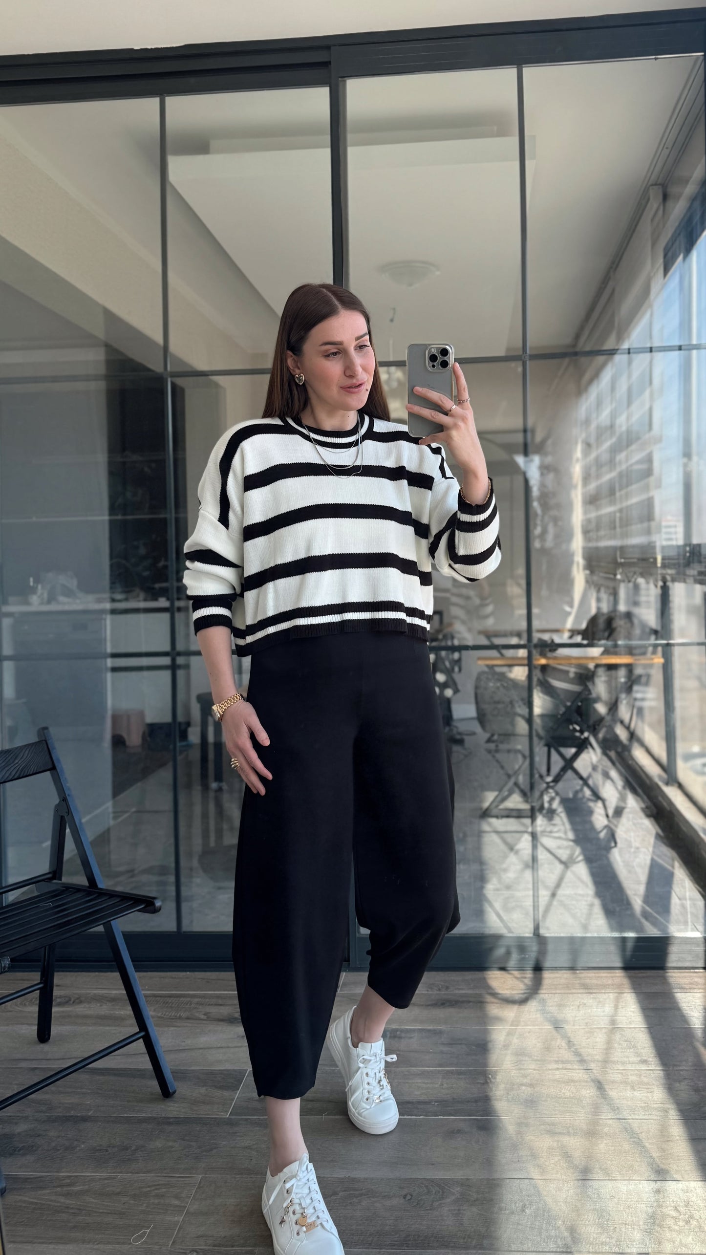 Emily Bisiklet Yaka Çizgili Oversize Kazak - EKRU SİYAH