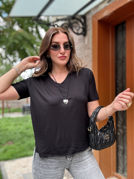 Lazer Kesim OYSH V Yaka Tişört -SİYAH