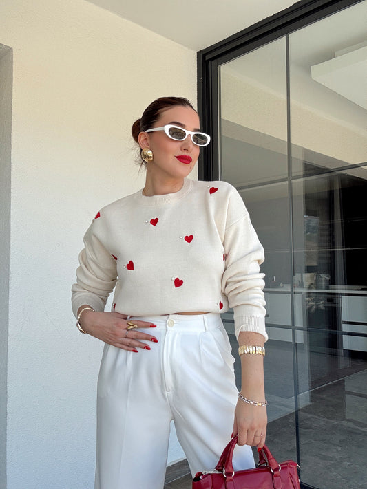 Nakışlı kalpli taş detaylı kazak BEJ