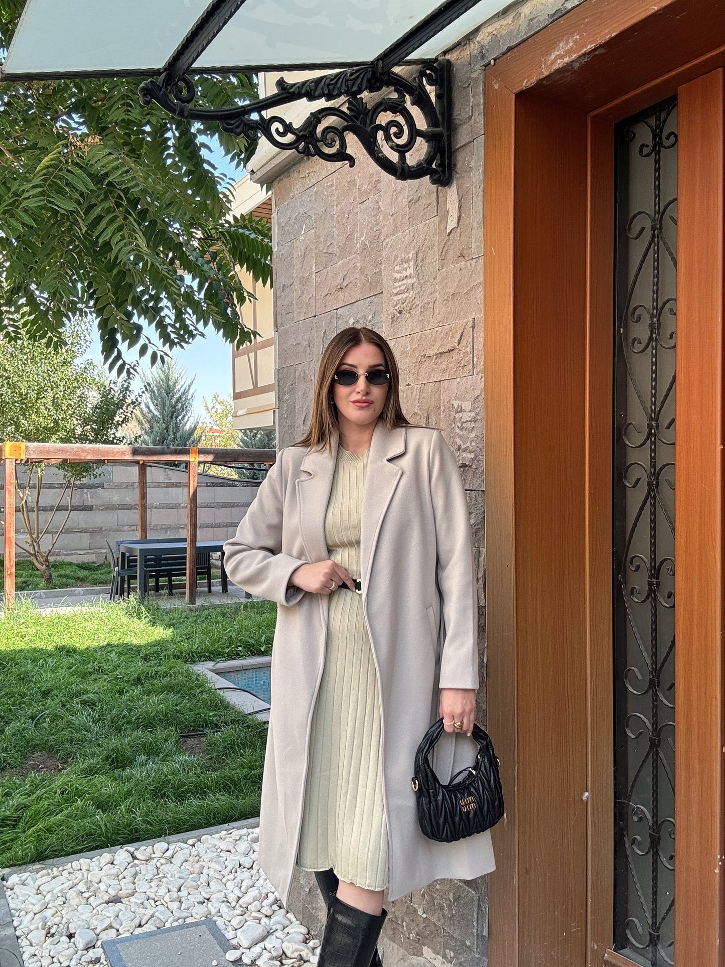 Beli Kuşaklı Astarlı Kaşe Kaban - TAŞ