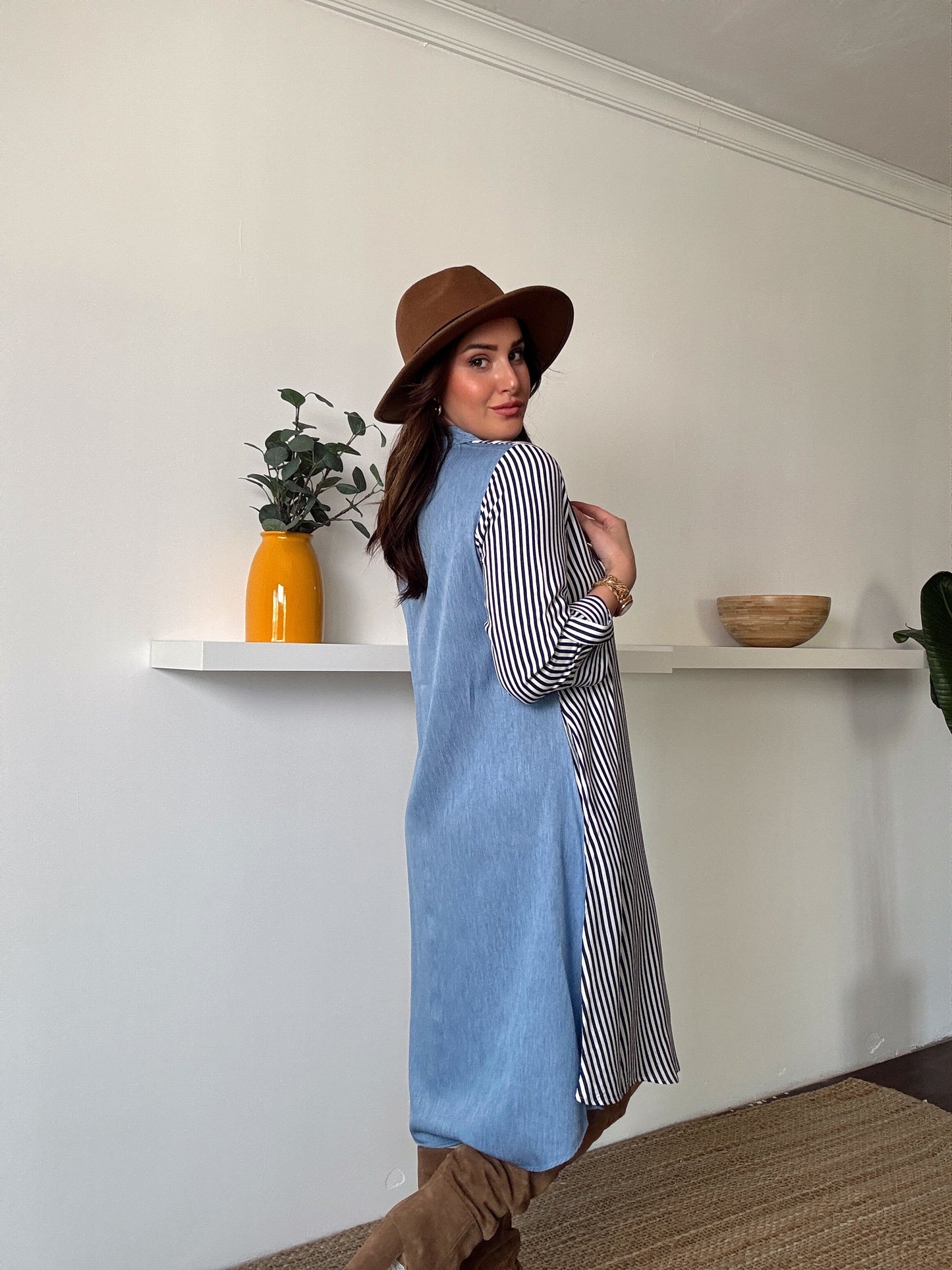 Çizgili tensel denim görünümlü elbise AÇIK MAVİ