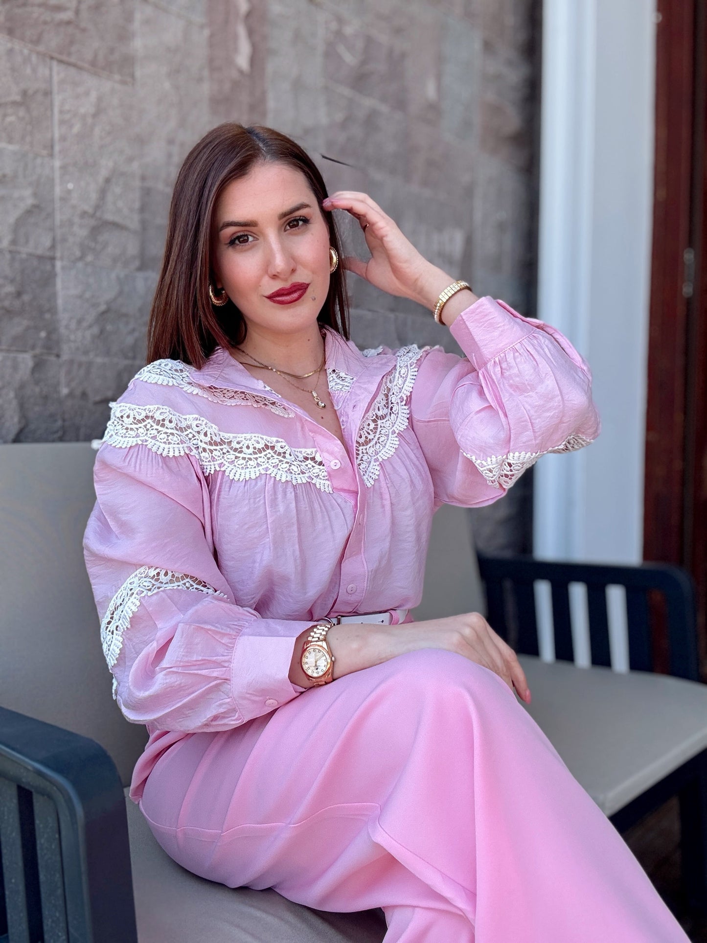 Güpür işlemeli hakim yaka gömlek -PEMBE