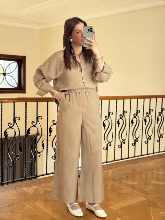Gömlekli Çizgili Tensel Takım-BEJ