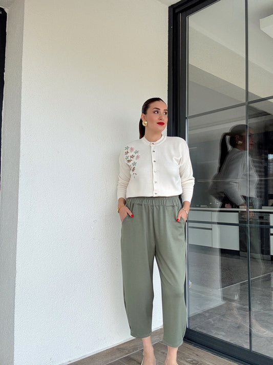 Papatya çiçekli hırka Latte