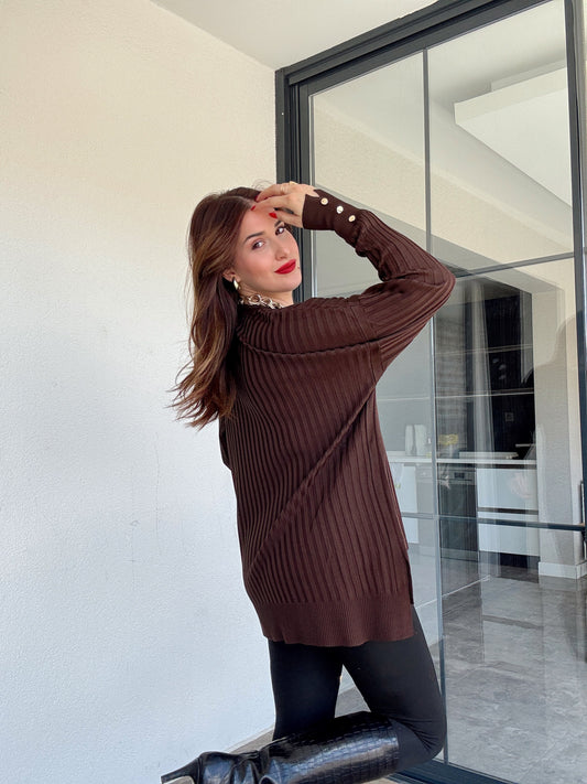 Oversize kesim kol düğmeli kazak KAHVERENGİ