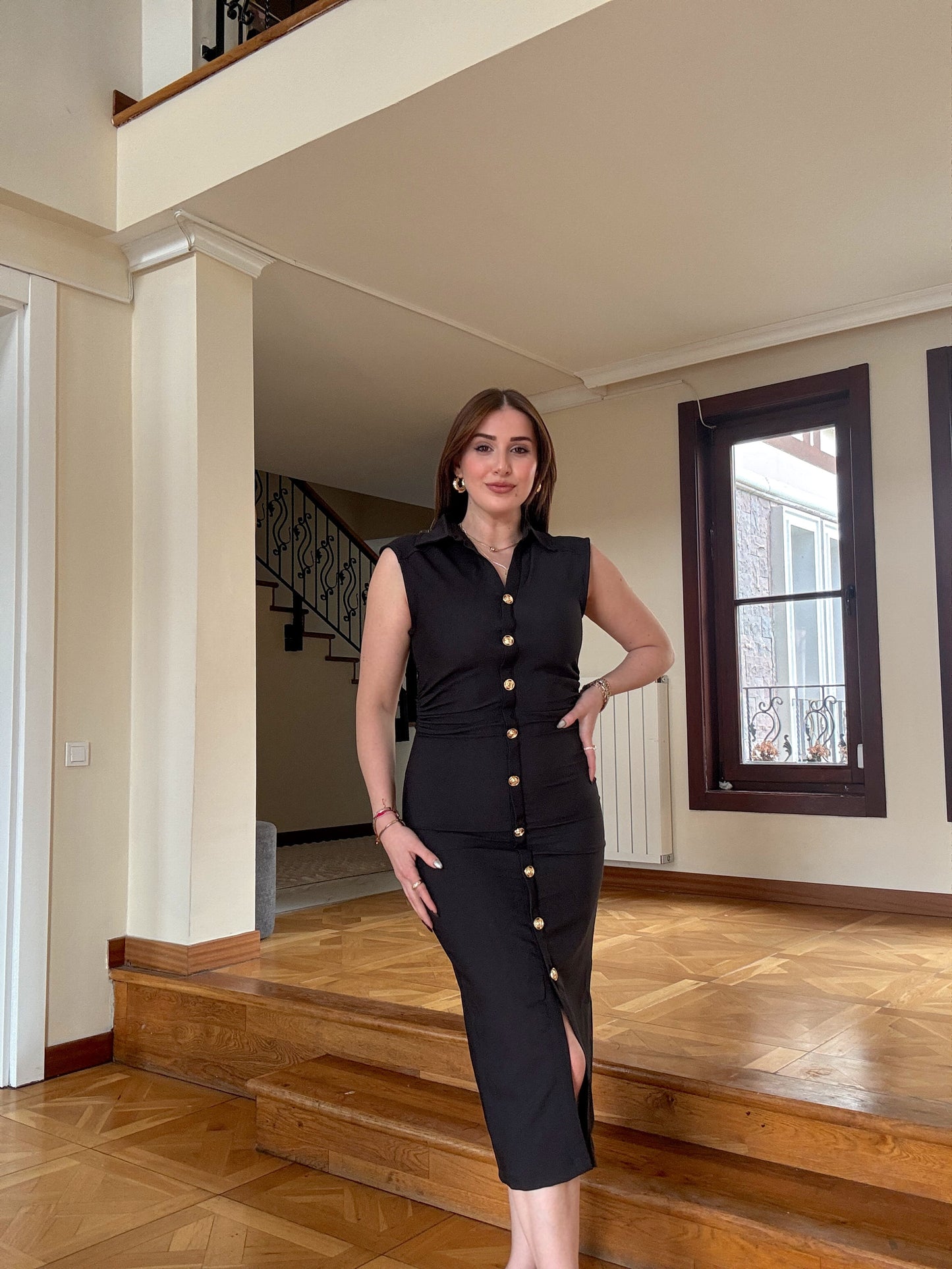 Gömlek yaka elbise Siyah