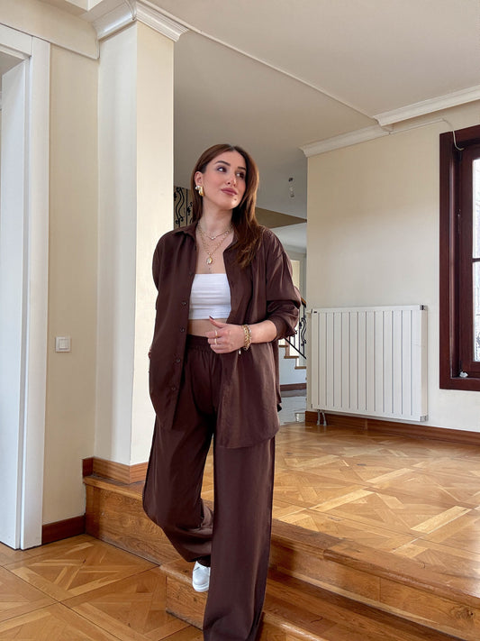 Parlak ikili takım kahverengi