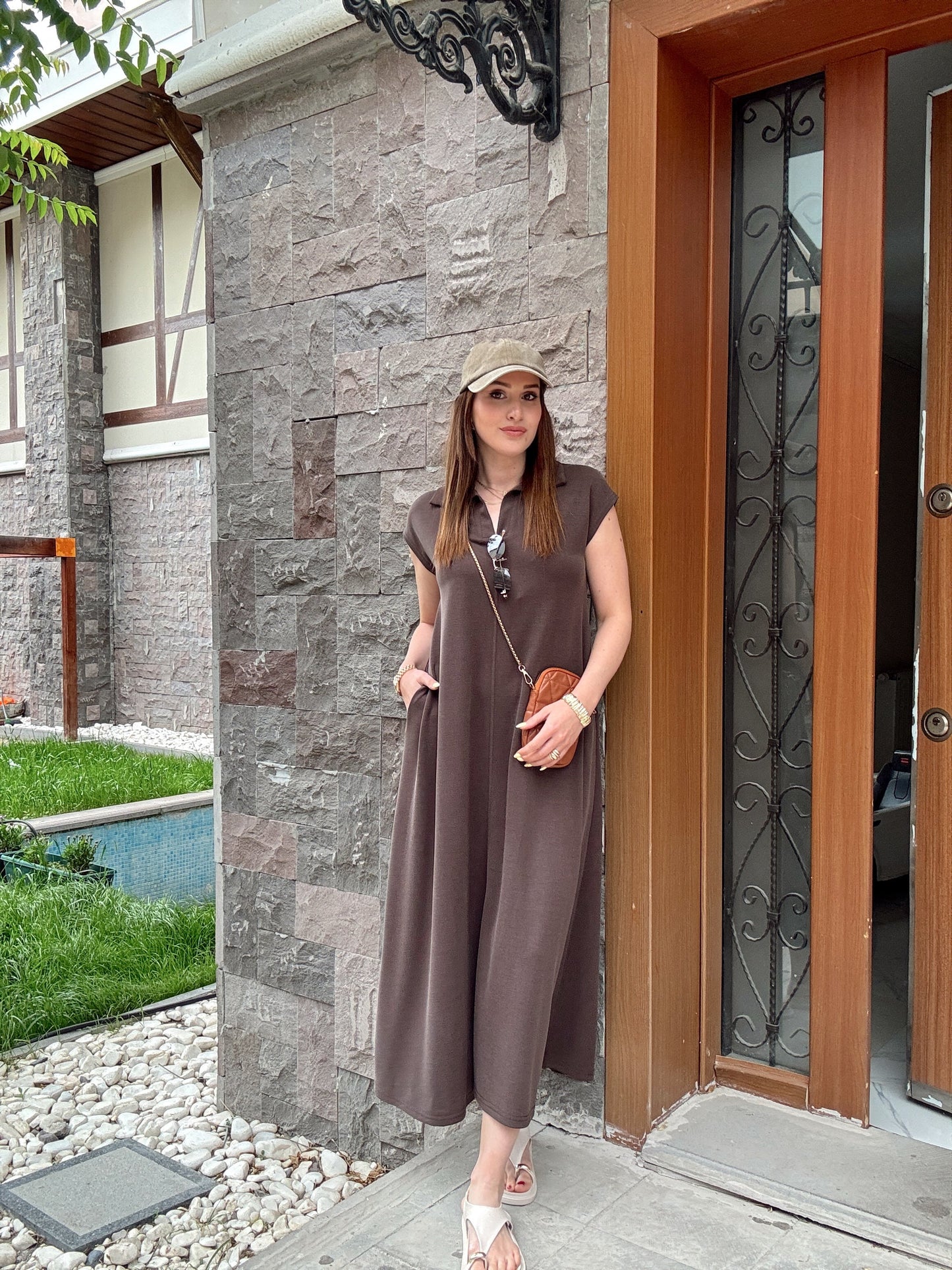Polo yaka yıkamalı modal kumaş salaş elbise KAHVERENGİ