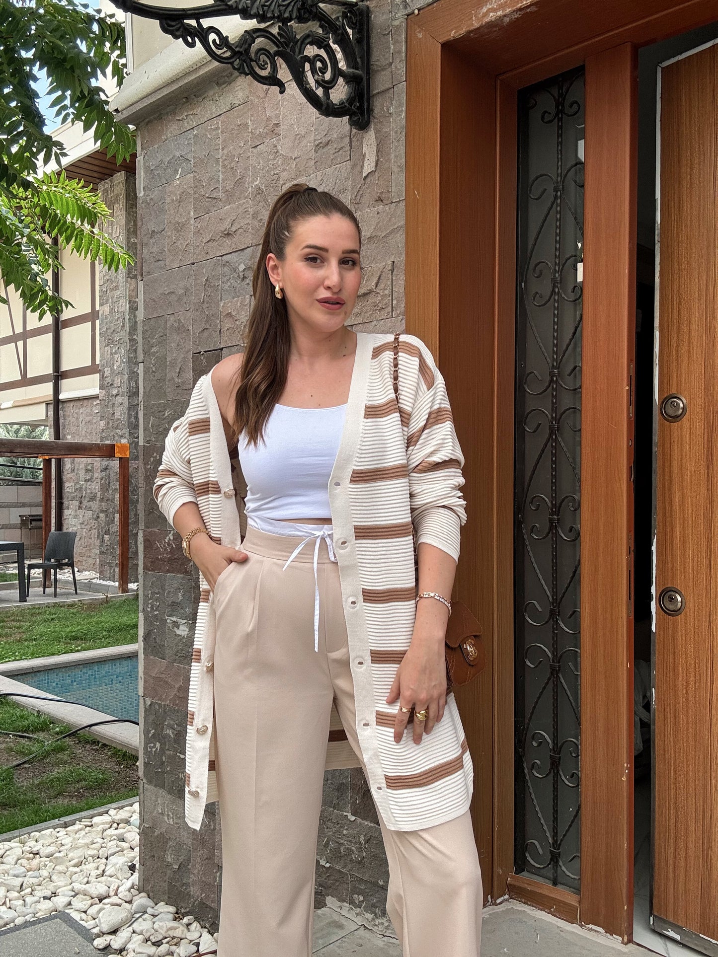 Çift Renk Çizgili Düğmeli Hırka - EKRU