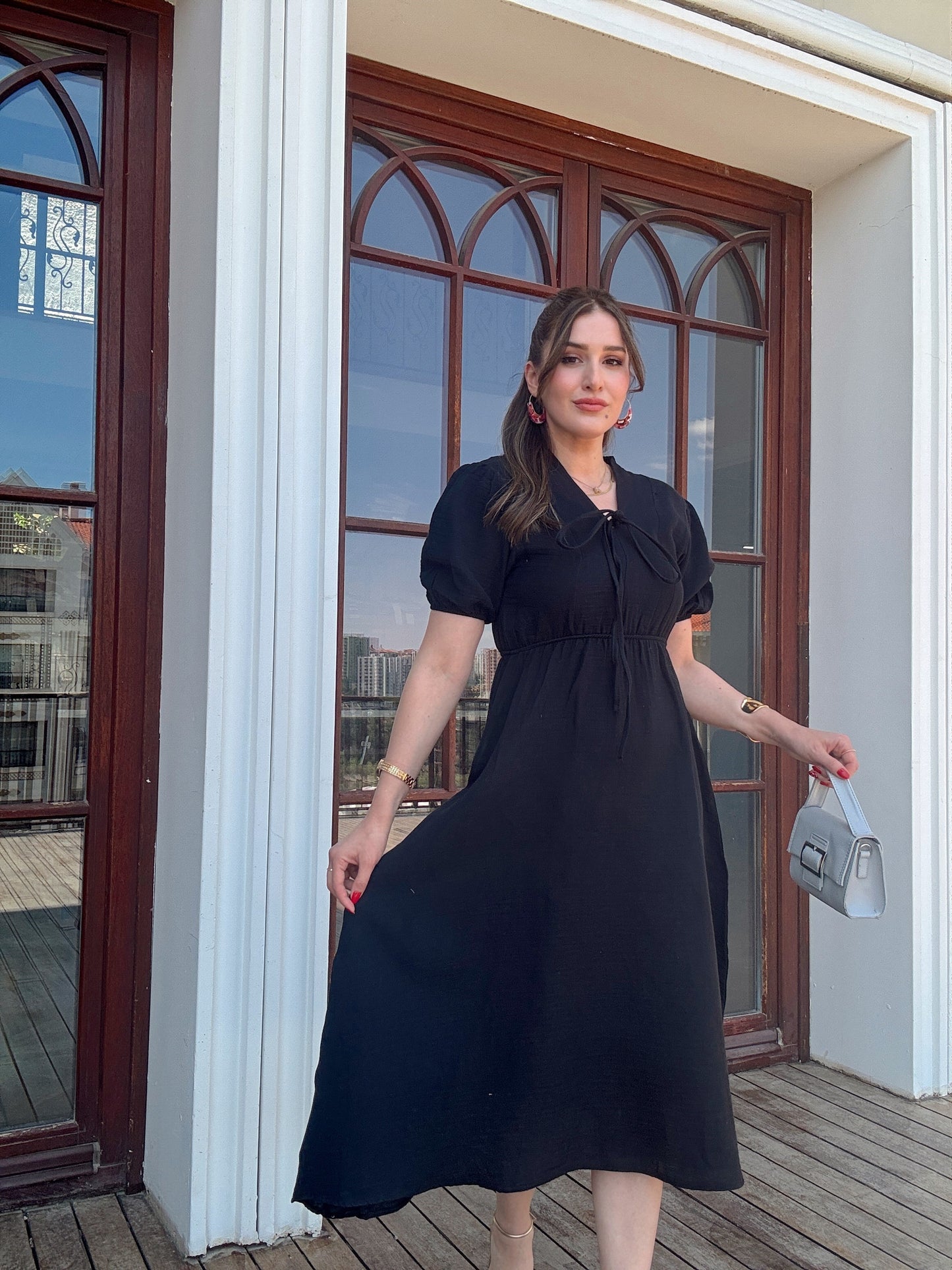 Bel büzgü detaylı müslin elbise SİYAH