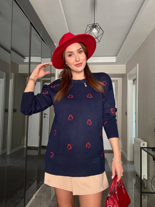 Kalp Nakışlı Premium Triko Kazak Lacivert