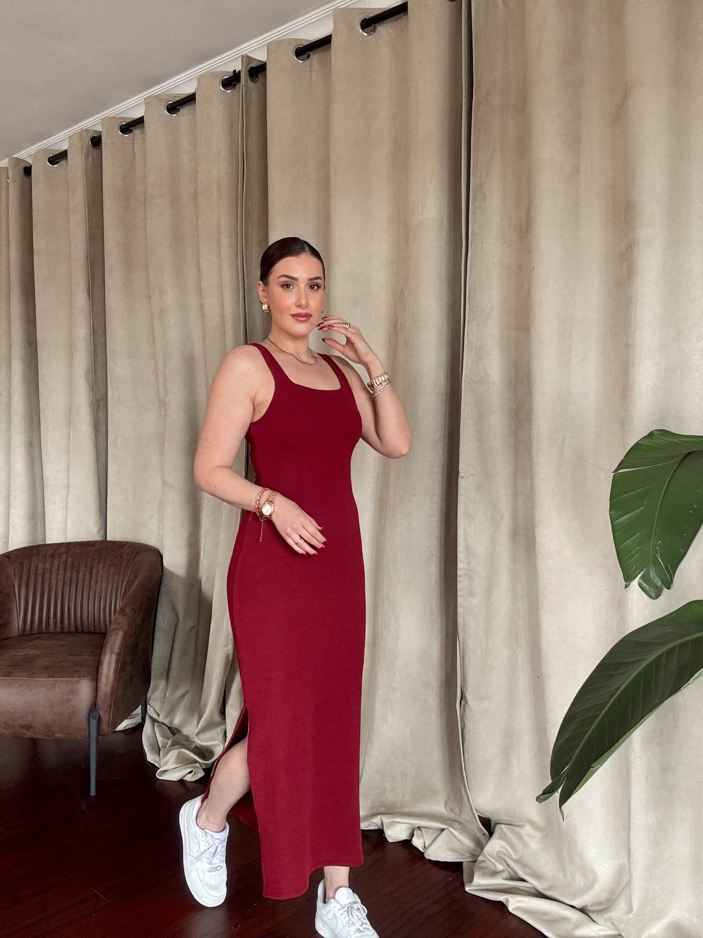 Yırtmaçlı Fitilli modal kumaş askılı elbise BORDO