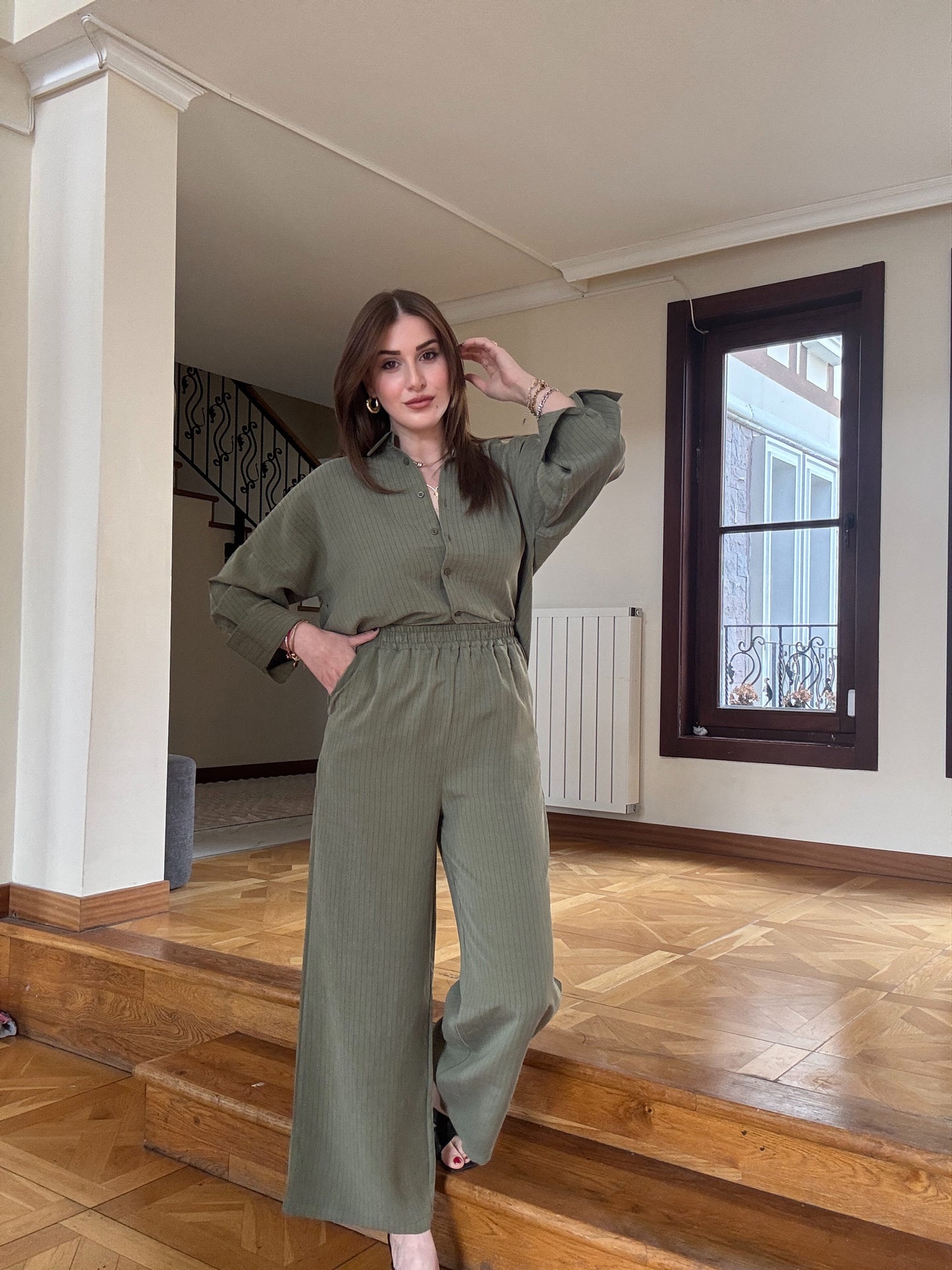 Gömlekli Çizgili Tensel Takım-Yeşil