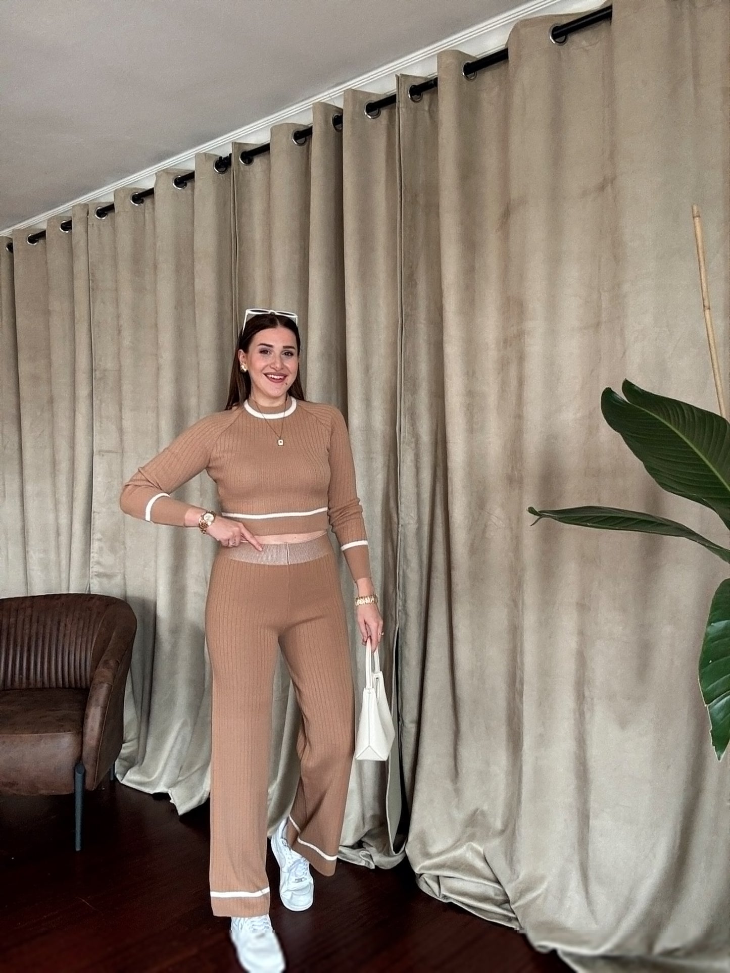 Yaka Ve Eteği Detaylı Basic Fitilli Takım - CAMEL