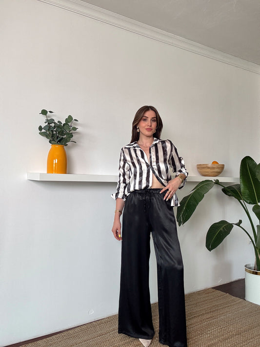 Beli lastikli saten bol paça pantolon SİYAH