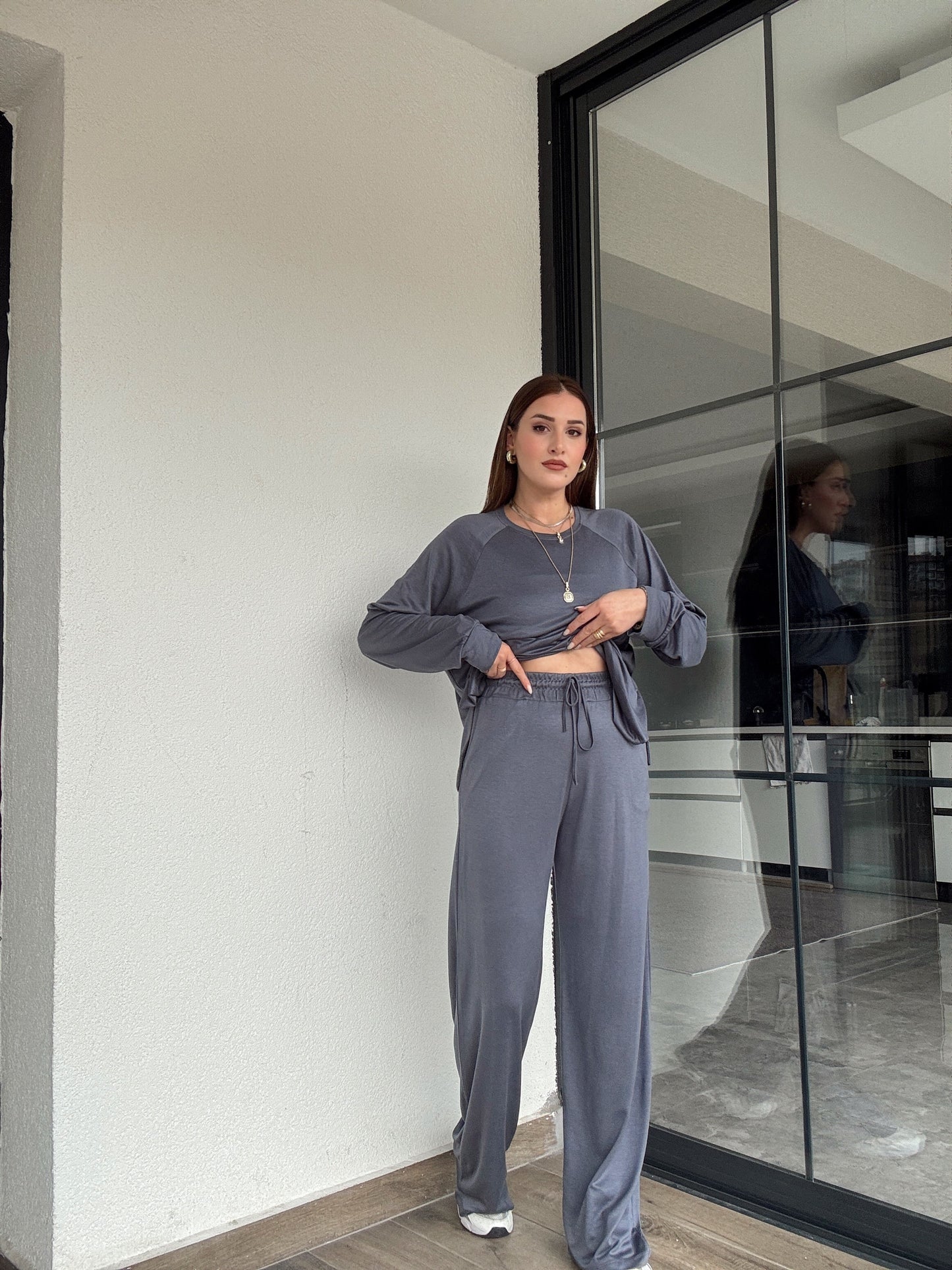 Modal kumaş reglan kol yırtmaç detaylı takım-FÜME