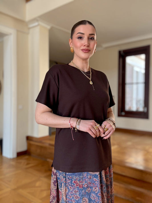 Oversize Modal Yırtmaçlı Tişört Kahve