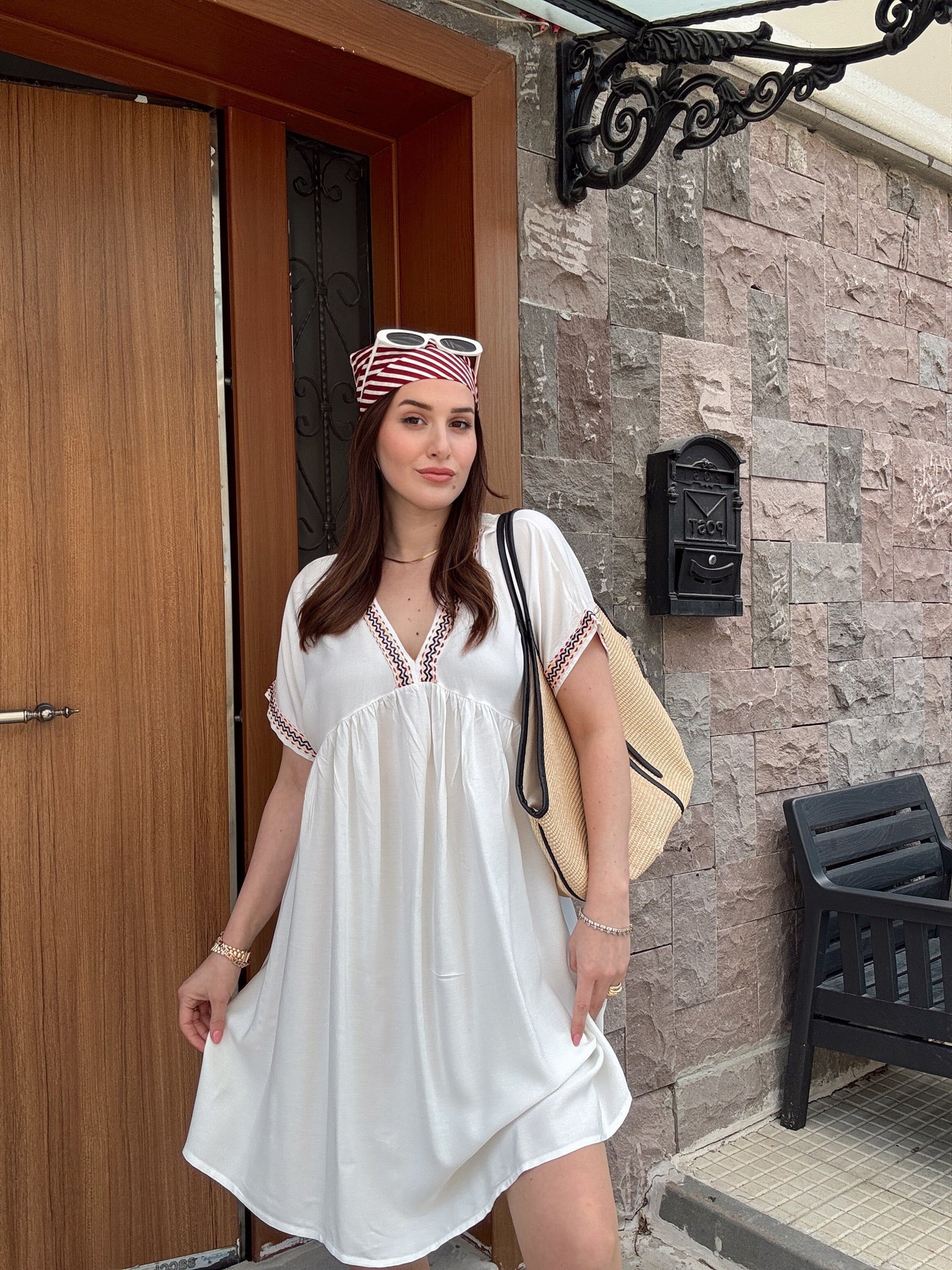 Yaka nakış işlemeli romantik elbise BEYAZ