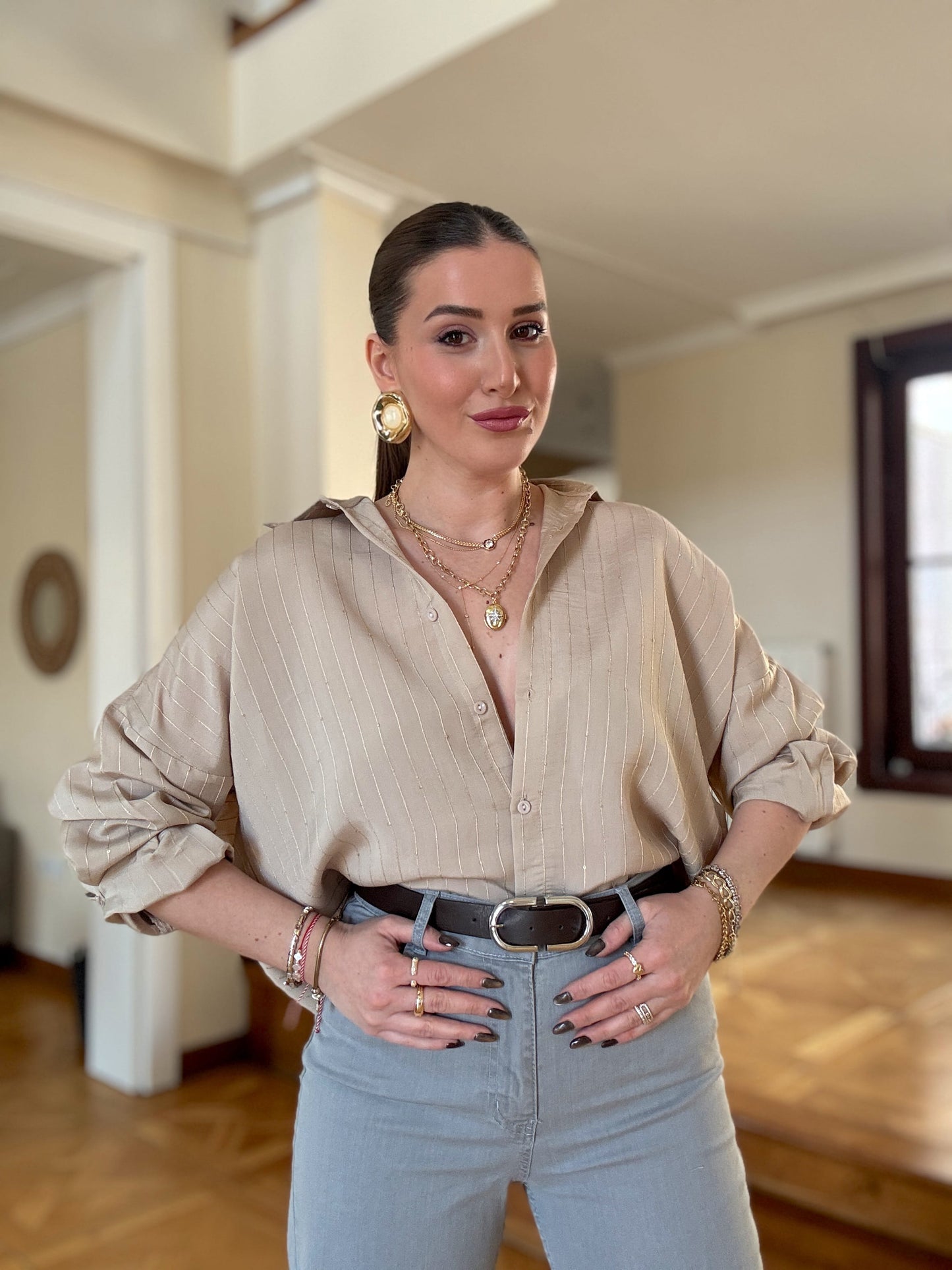 5 Düğme pullu gömlek Bej